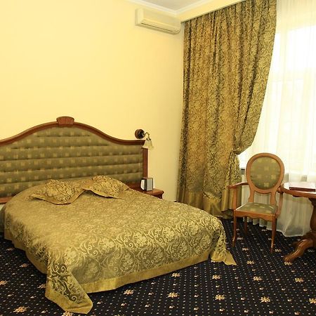 Pushkinskaya Hotel Rostov-on-Don Esterno foto