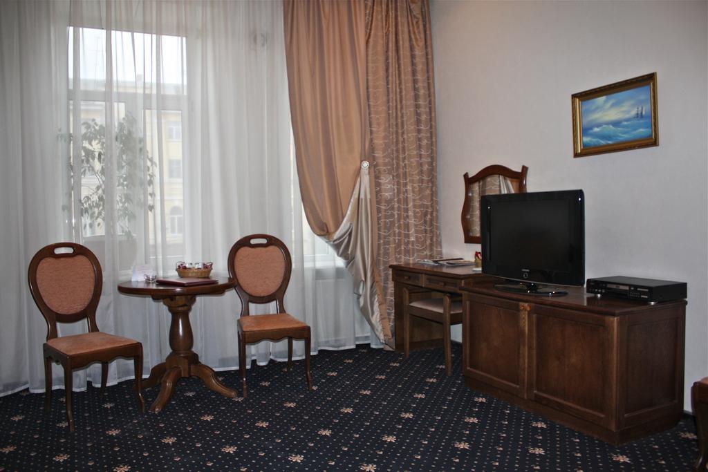 Pushkinskaya Hotel Rostov-on-Don Camera foto
